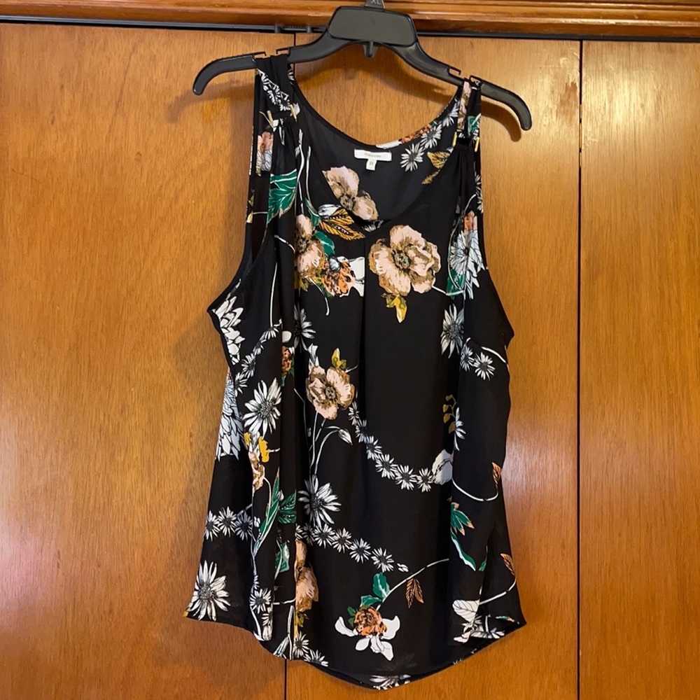 Floral tank  size 2x